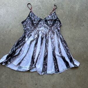 vintage y2k Mudd tank